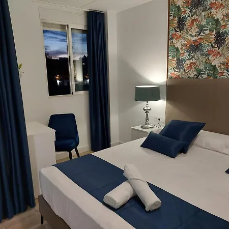 Garden Rous Hotel