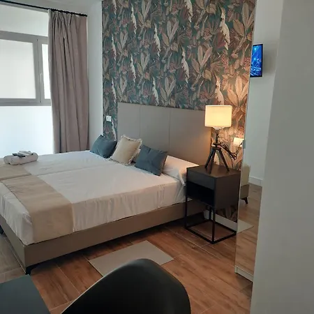 Hotel Garden Rous