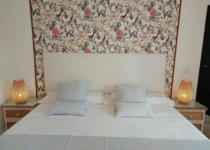 Garden Rous Hotel