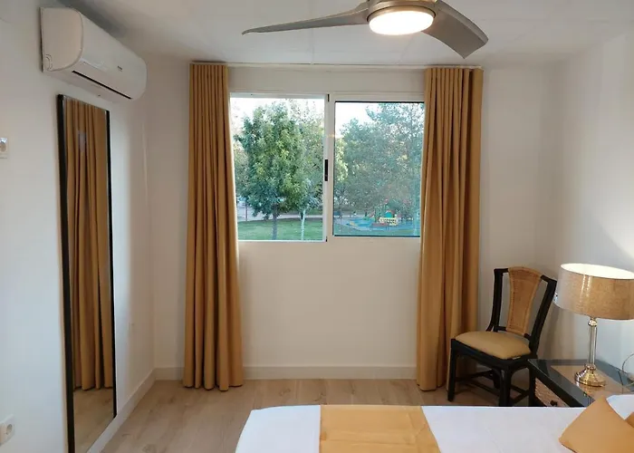 Hotel Garden Rous *